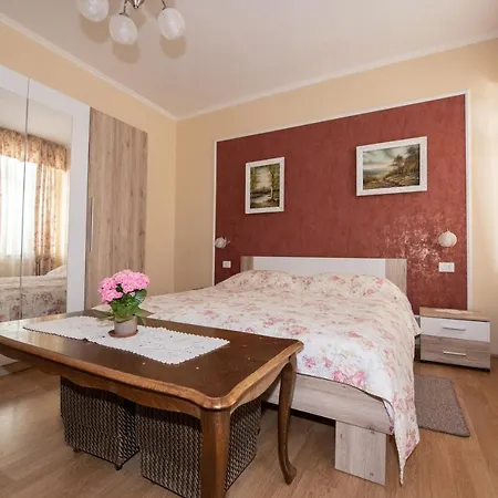 Apartman Paun דירה